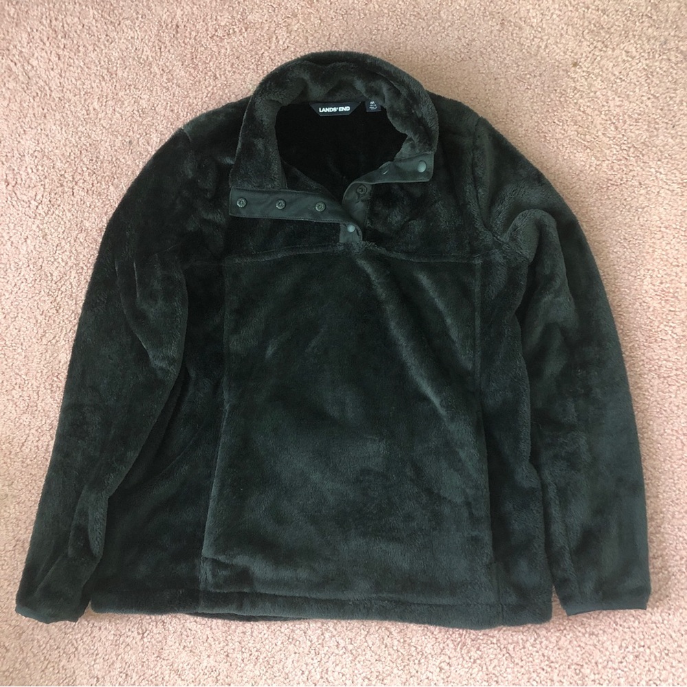 Black Sweatshirt